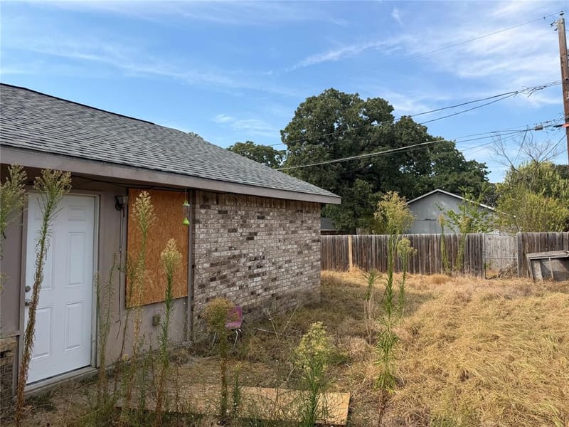 10823 Addie Road, Dallas TX 75217 - Photo 19