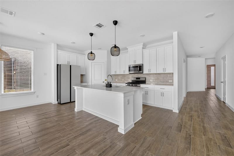 7108 Talon Bluff Drive, Fort Worth TX 76179 - Photo 9