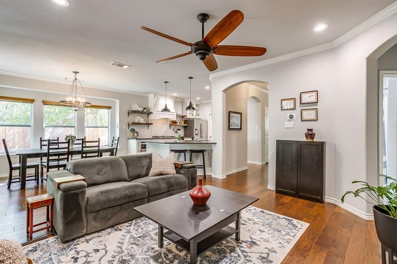 2417 Ryan Avenue, Fort Worth TX 76110 - Photo 8