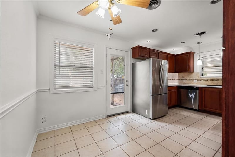 234 Mizell Street, Duncanville TX 75116 - Photo 6