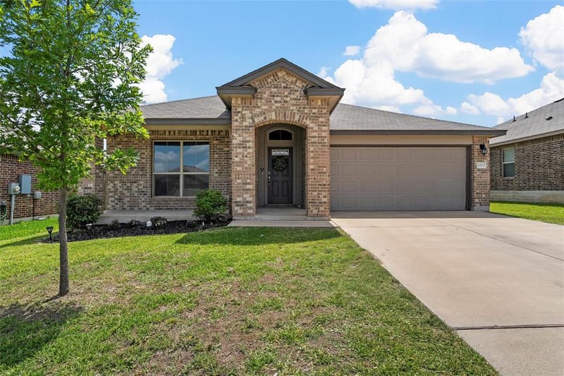 3217 Beutel Road, Lorena TX 76655 - Photo 2