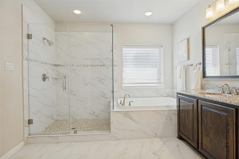 8686 Thorbrush Place, Dallas TX 75238 - Photo 14