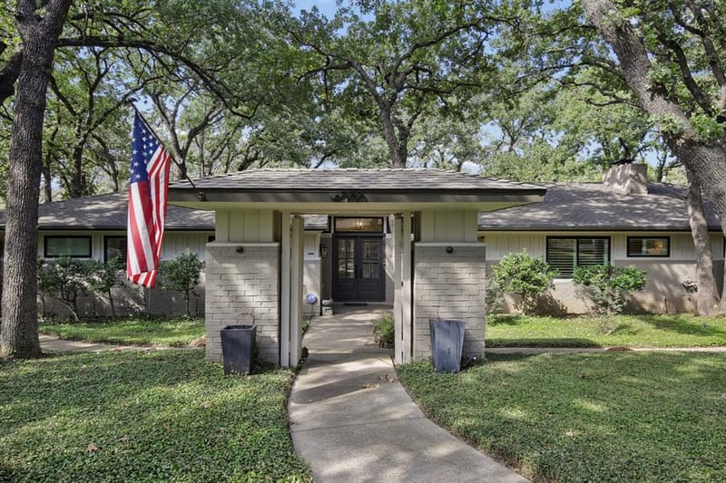 4000 Deepwood Street, Colleyville TX 76034