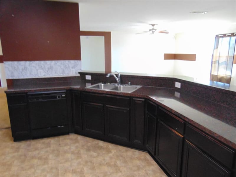 1430 Waldrop Drive, Lancaster TX 75146 - Photo 23