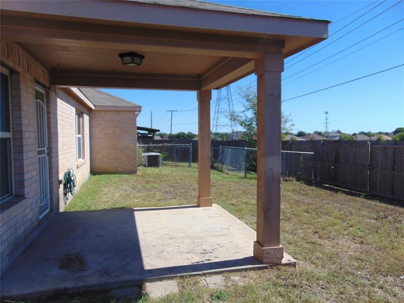 1430 Waldrop Drive, Lancaster TX 75146 - Photo 9