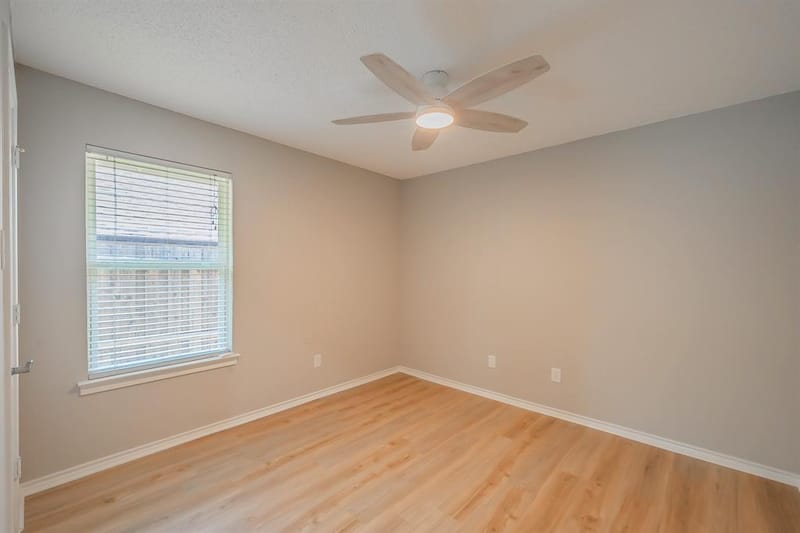 5029 Barberry Drive, Fort Worth TX 76133 - Photo 32