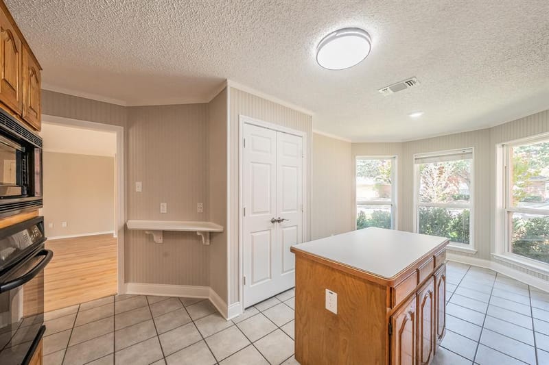 5029 Barberry Drive, Fort Worth TX 76133 - Photo 11