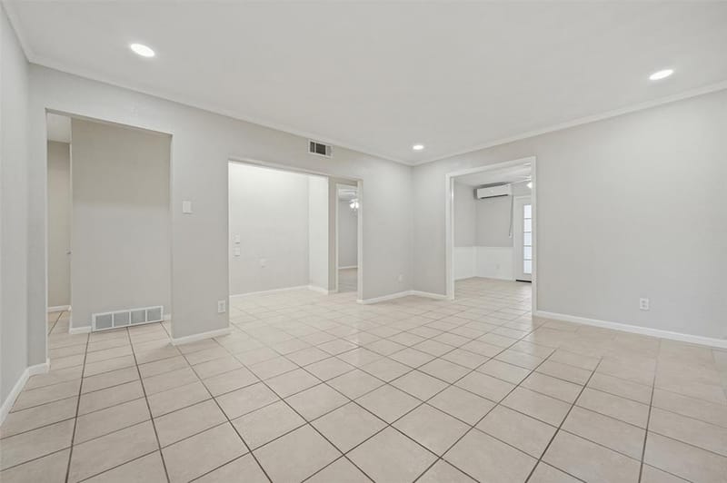 8819 Graywood Drive, Dallas TX 75243 - Photo 8