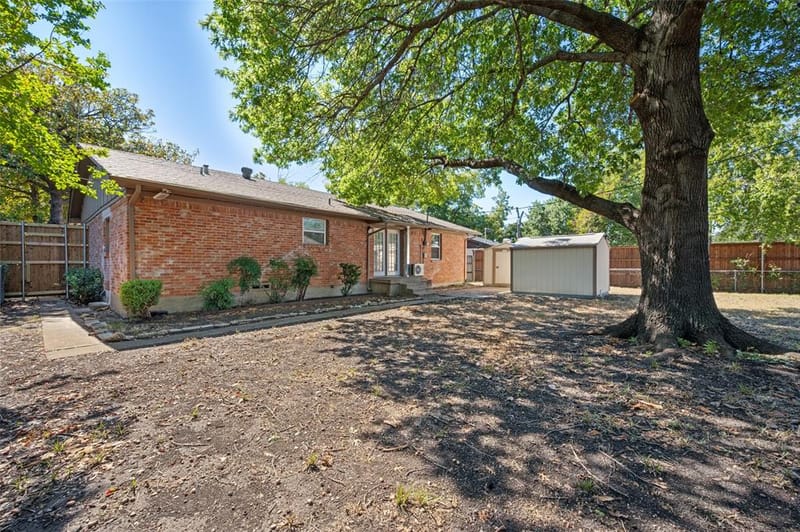 8819 Graywood Drive, Dallas TX 75243 - Photo 25
