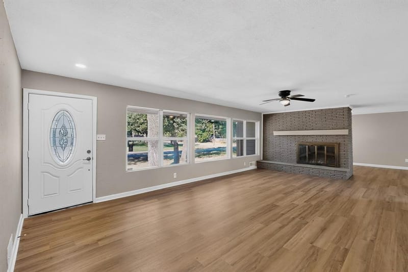 2314 Wales Place, Irving TX 75062 - Photo 7