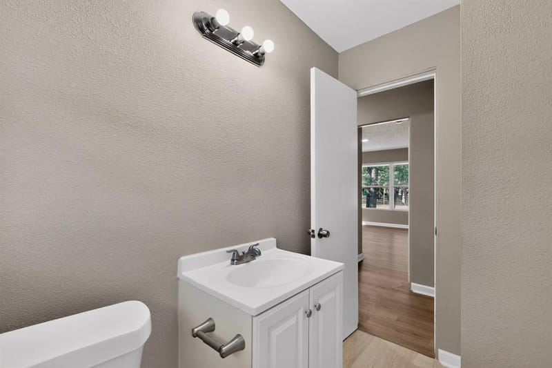 2314 Wales Place, Irving TX 75062 - Photo 28