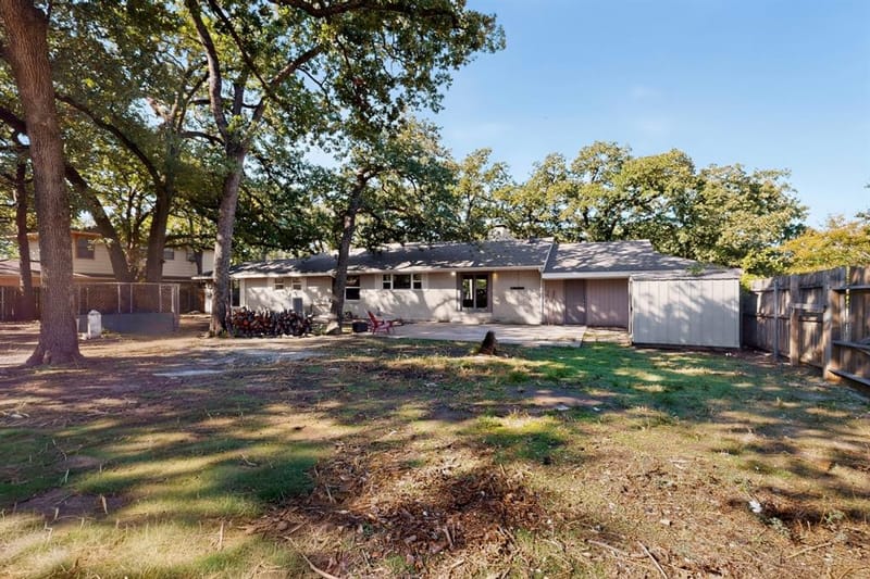 2314 Wales Place, Irving TX 75062 - Photo 34