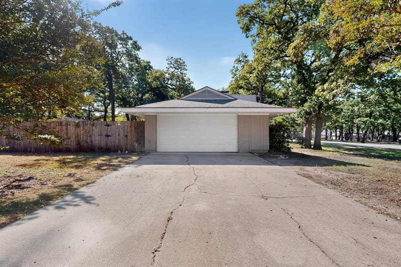 2314 Wales Place, Irving TX 75062 - Photo 38