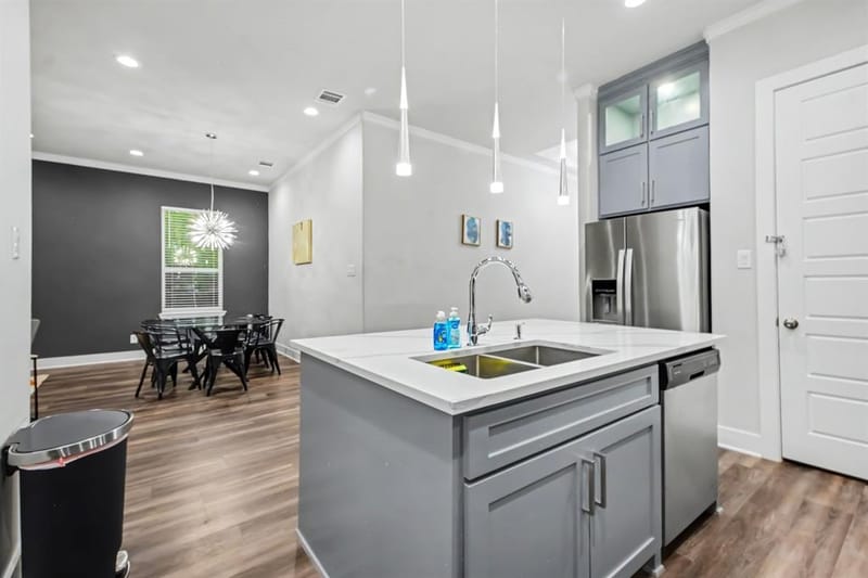 1435 Strickland Street, Dallas TX 75216 - Photo 15
