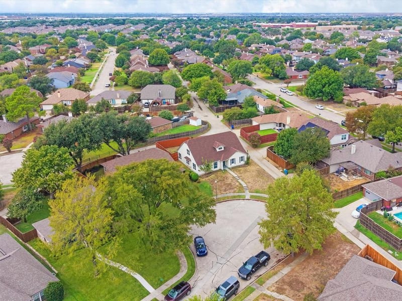 2911 Creekside Court, Carrollton TX 75007 - Photo 32