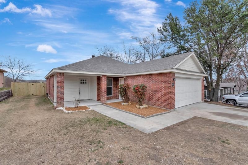 8112 Arbor Avenue, Fort Worth TX 76116 - Photo 2