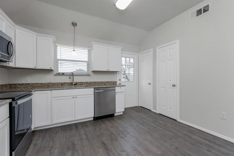 8112 Arbor Avenue, Fort Worth TX 76116 - Photo 9