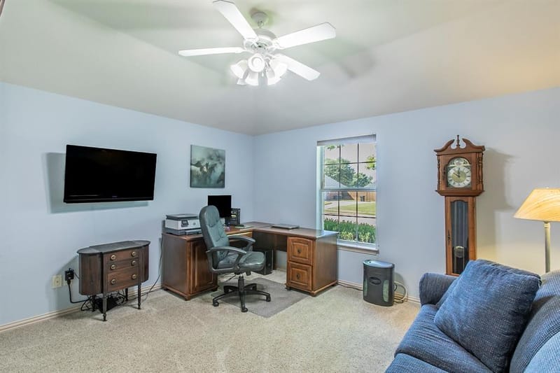 120 Crestbrook Court, Midlothian TX 76065 - Photo 9