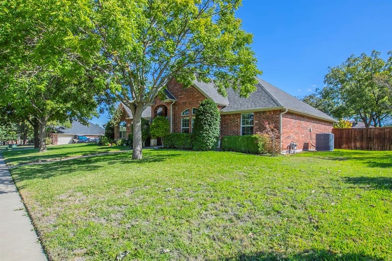 120 Crestbrook Court, Midlothian TX 76065 - Photo 30