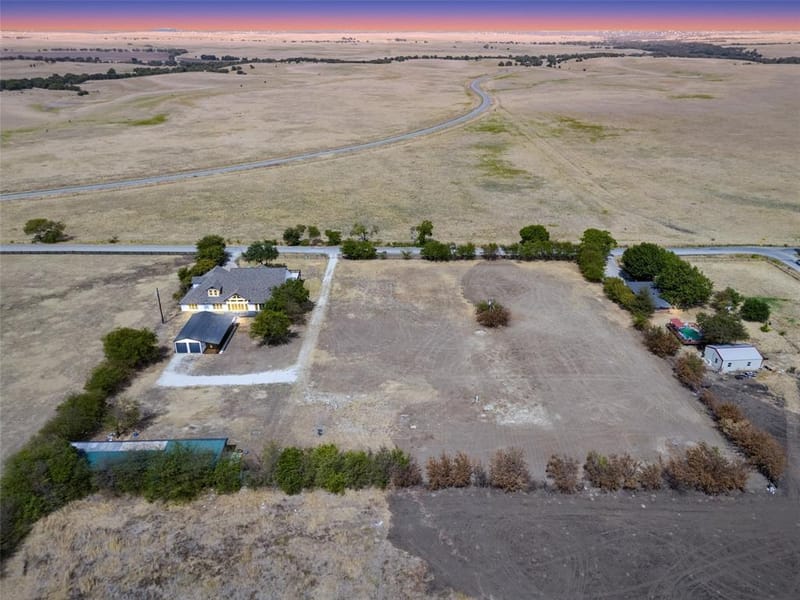 7617 Sky Road, Godley TX 76044 - Photo 2