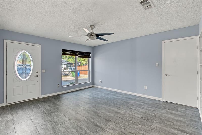 4716 Kyle Drive, Balch Springs TX 75180 - Photo 7