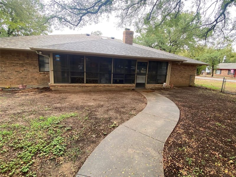 501 Mesquite Street, Mineral Wells TX 76067 - Photo 32