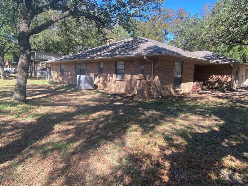501 Mesquite Street, Mineral Wells TX 76067 - Photo 39