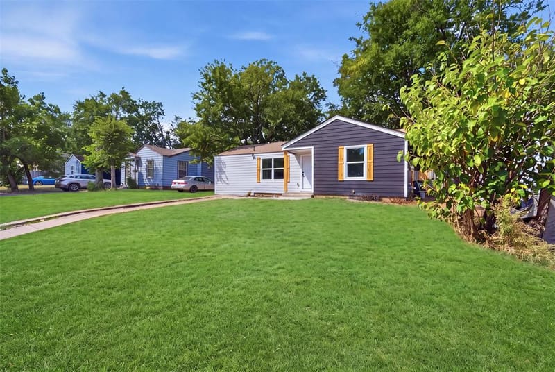 905 E Shaw Street, Fort Worth TX 76110