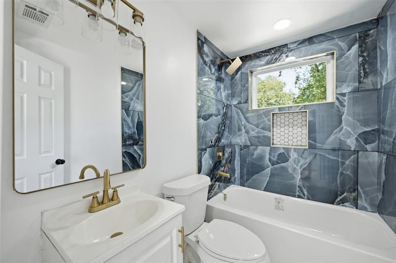 905 E Shaw Street, Fort Worth TX 76110 - Photo 9