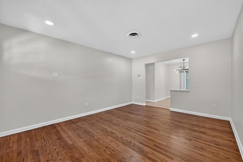 1607 Nantucket Drive, Richardson TX 75080 - Photo 8