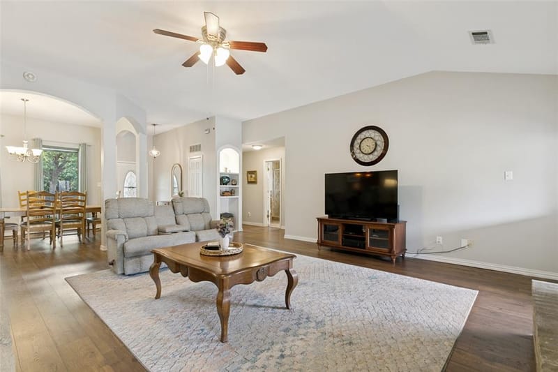 1913 Quail Run Drive, Corinth TX 76208 - Photo 18