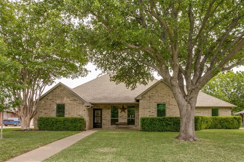 1913 Quail Run Drive, Corinth TX 76208 - Photo 35