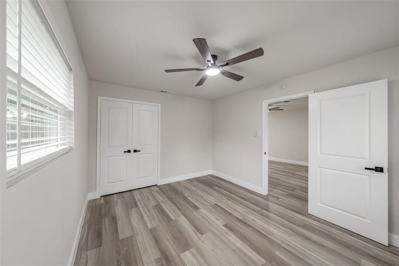 404 Simmons Drive, Hurst TX 76053 - Photo 4