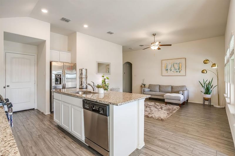8925 Finn Lane, Fort Worth TX 76131 - Photo 20