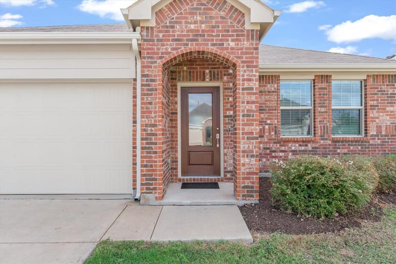 5404 Montrose Drive, Forney TX 75126 - Photo 2