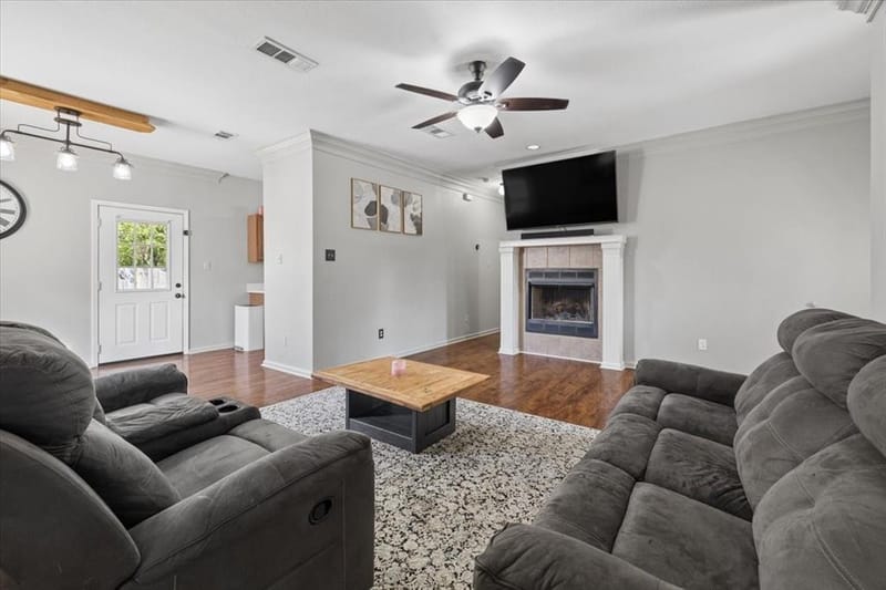 503 E Kaufman Street, Mabank TX 75147 - Photo 5