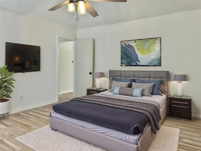 904 Vicksburg Lane, Burleson TX 76028 - Photo 9