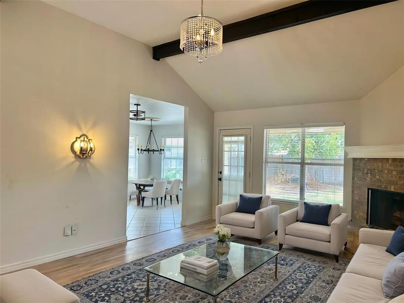 904 Vicksburg Lane, Burleson TX 76028 - Photo 10