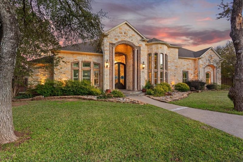10020 Hidden Bluff, Waco TX 76657