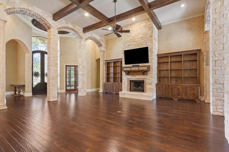 10020 Hidden Bluff, Waco TX 76657 - Photo 5