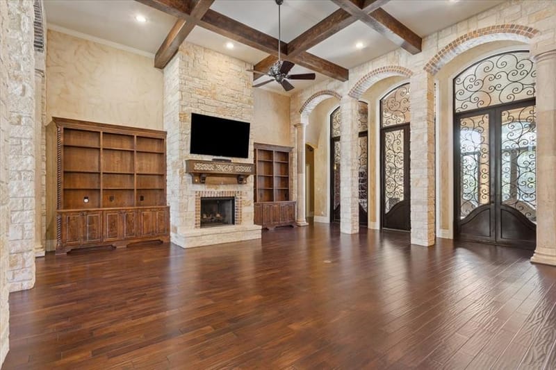 10020 Hidden Bluff, Waco TX 76657 - Photo 4