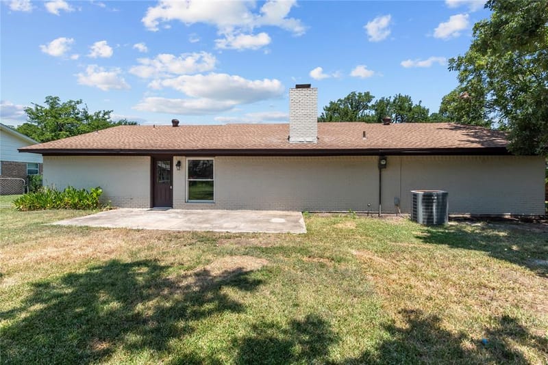 2008 Maplewood Drive, Gainesville TX 76240 - Photo 33