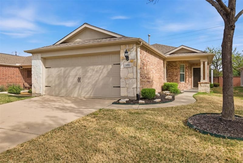 2490 Honeybee Lane, Frisco TX 75036 - Photo 2