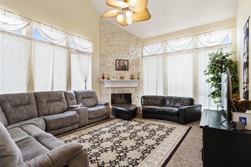 11117 Silver Horn Drive, Frisco TX 75033 - Photo 13