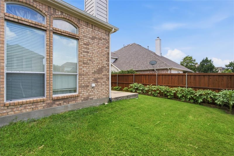 11117 Silver Horn Drive, Frisco TX 75033 - Photo 5