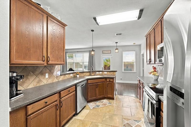 632 Montgomery Drive, Lake Dallas TX 75065 - Photo 8