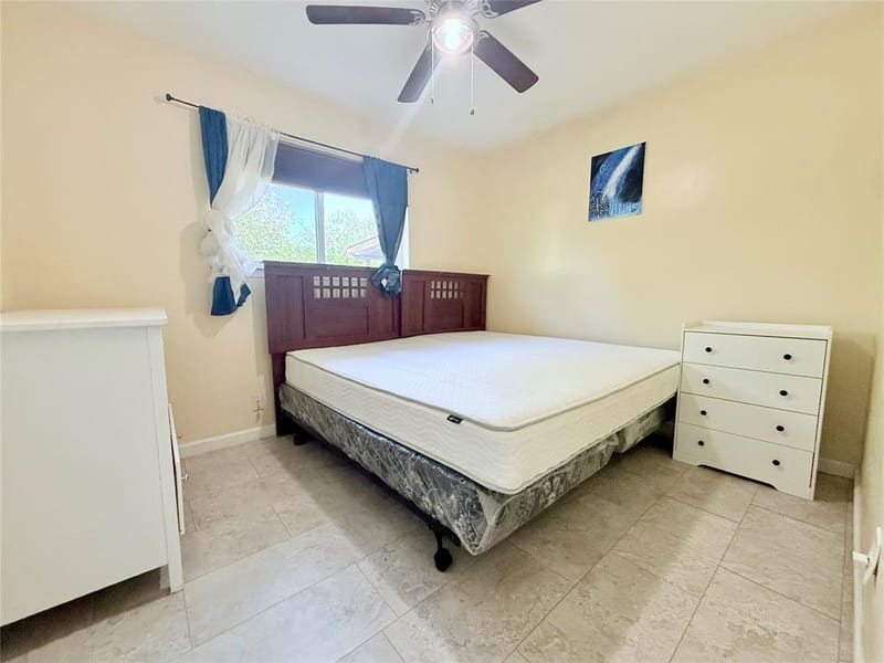 3702 Lindsey Court, Arlington TX 76015 - Photo 14