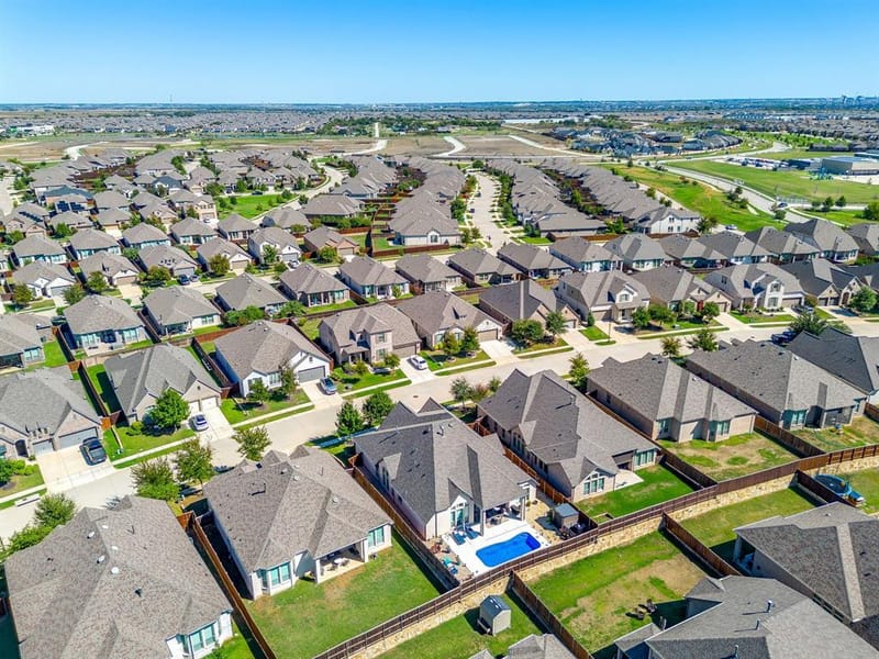 3917 Redbud Drive, Aubrey TX 76227 - Photo 5