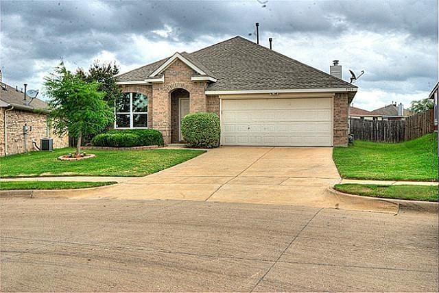 5908 Pacers Lane, Fort Worth TX 76179