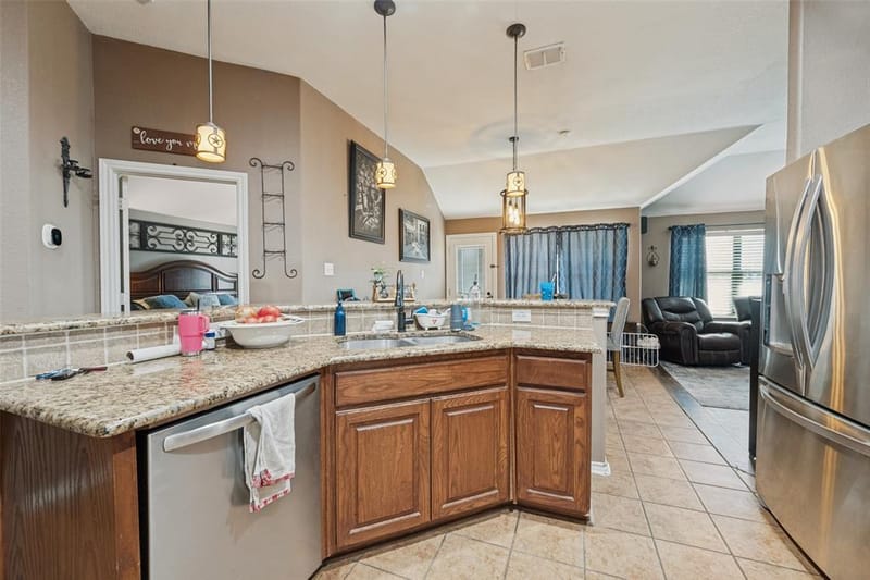 5908 Pacers Lane, Fort Worth TX 76179 - Photo 5